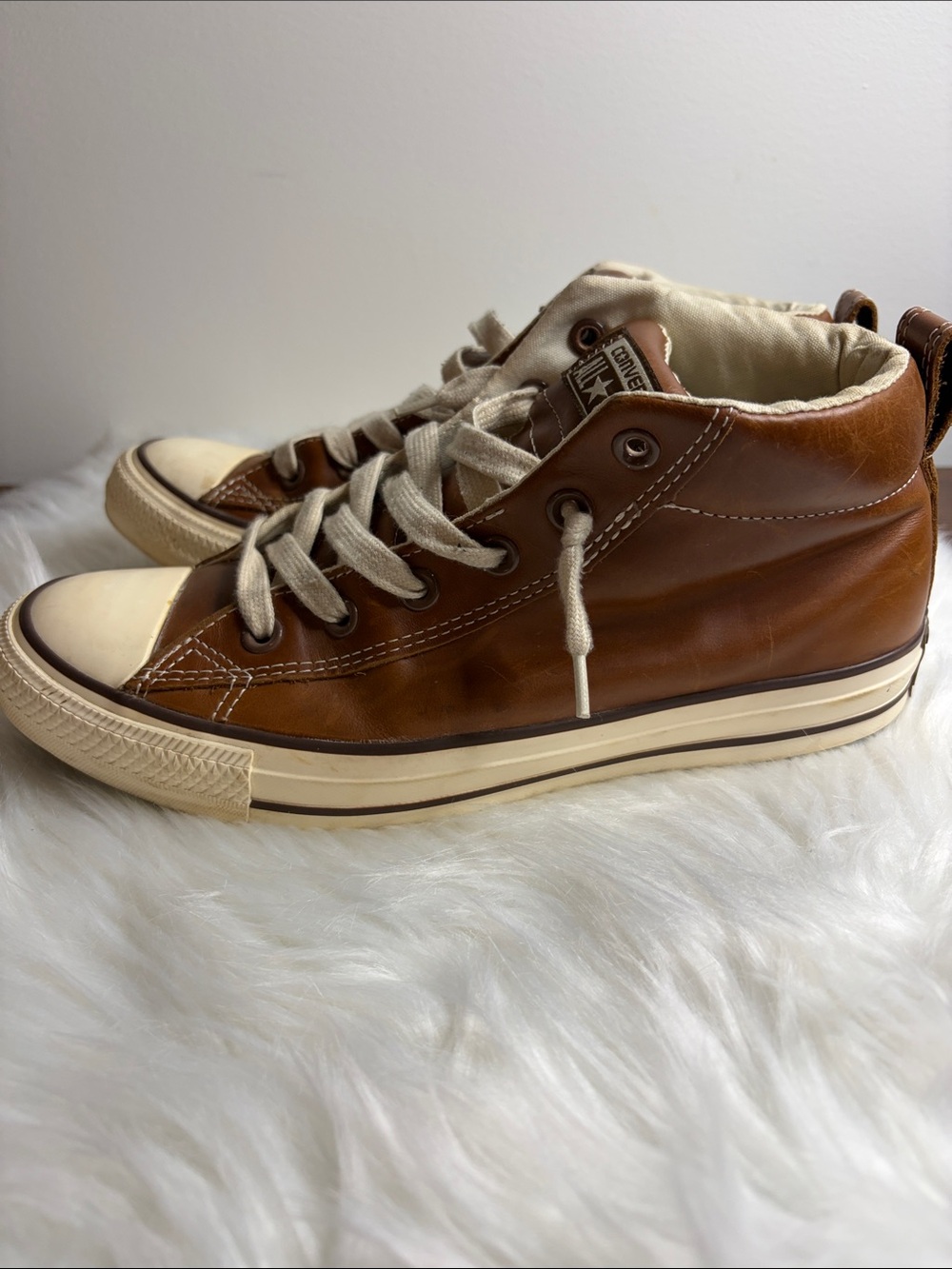 CONVERSE Chuck Taylor Brown Leather High-Top Sneakers SIZE MEN’S 7.5